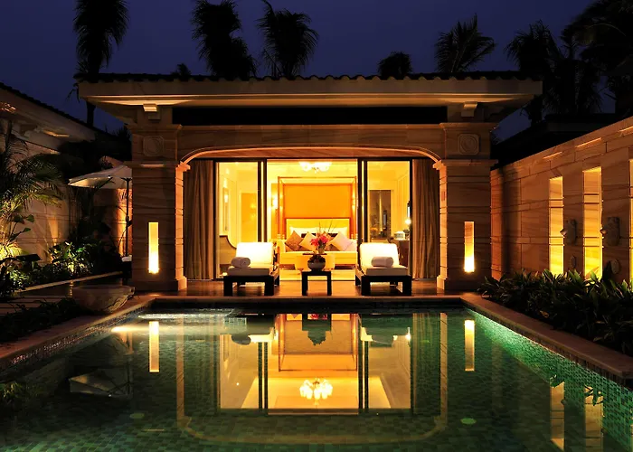 Hotel with pool: Conrad Sanya Haitang Bay