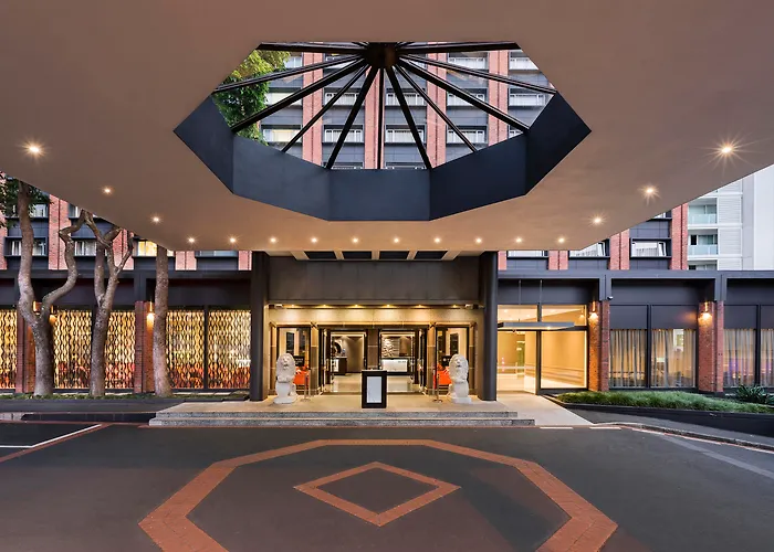 Pullman Auckland Hotel & Apartments