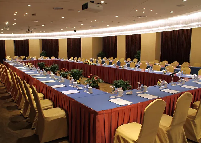 Spa Hotel: Central Hotel Shanghai - Nanjing Road