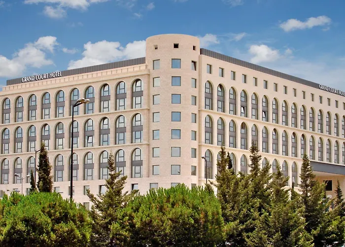 Hotel 4 estrelas: Grand Court Hotel