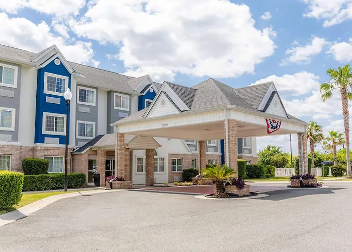 Microtel Inn & Suites By Wyndham Naval Base I-95