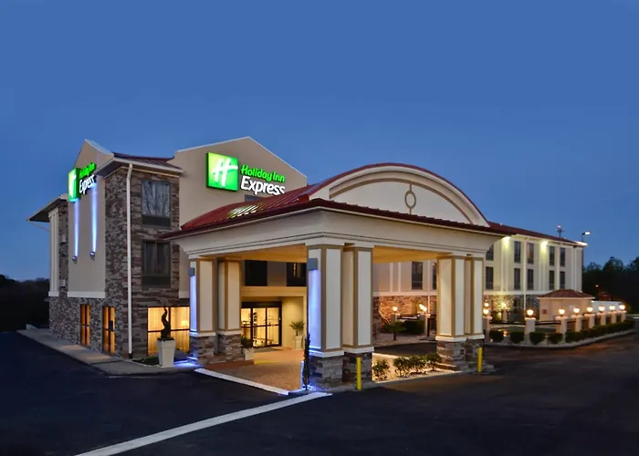 Hotel near College: Holiday Inn Express Atlanta-Stone Mountain By Ihg