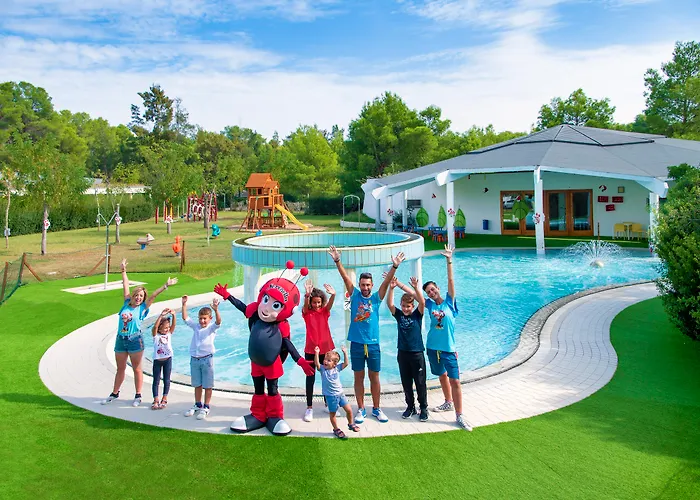 Calane Hotel Village