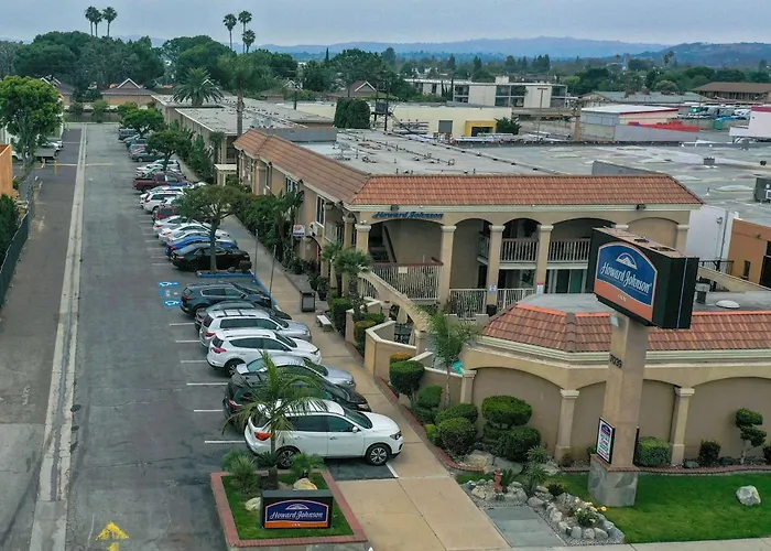 Howard Johnson By Wyndham Buena Park