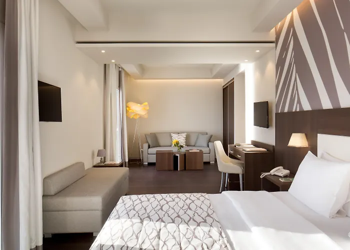 Luxury hotel only: Hotel Palma