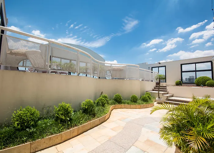 Tsue The Palace Flats