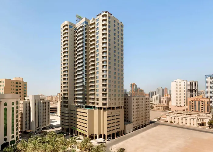 Beach Hotels Wyndham Garden Manama