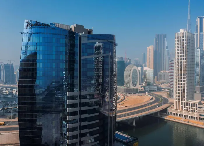 Radisson Blu , Dubai Canal View