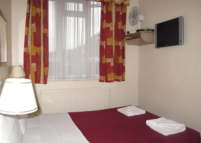 Guest house: Chiswick Lodge Hotel