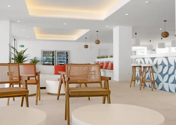 Palmanova Beach s By Trh (Adults Only)
