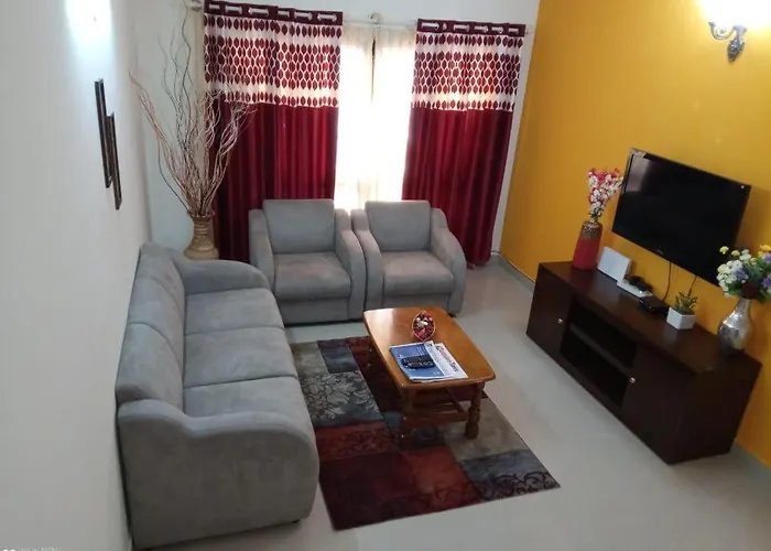 Guest house: Bulande Comforts-Service Apartment In Brookfield