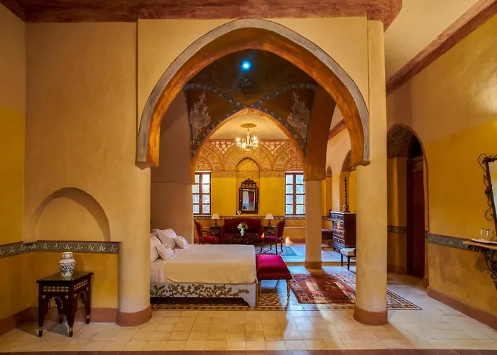 Hotel with view: Al Moudira Hotel