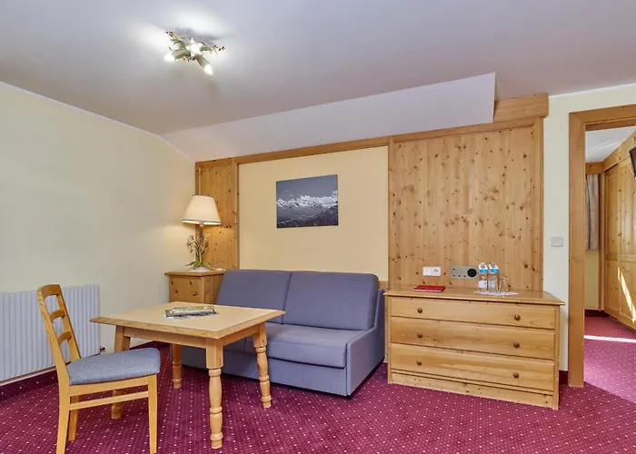 Hot Tub in Room Erhart Soelden
