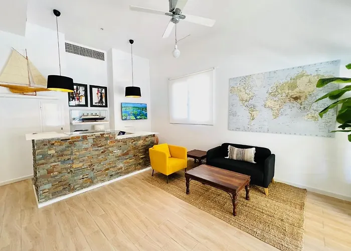 B&B: Apartamentos Hotel Puente De Hierro