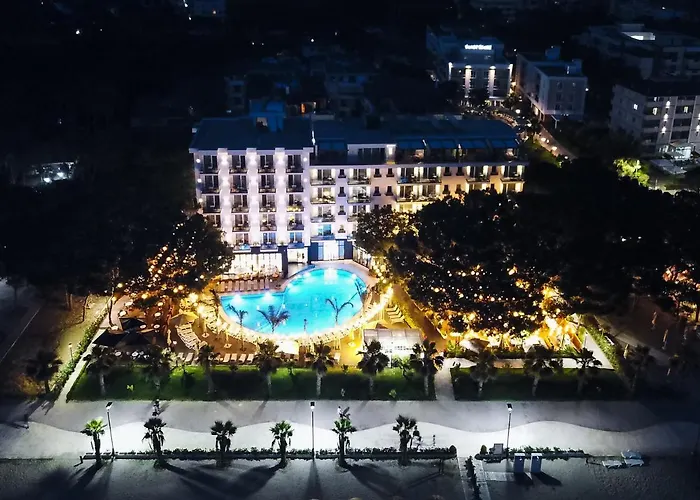 Hotel 5 Estrellas Vm Resort & Spa