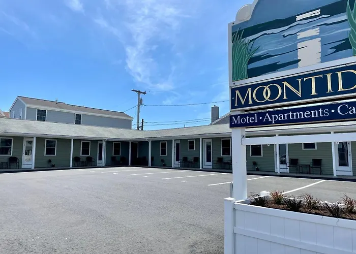 Moontide Motel, Apartments, And Cabins