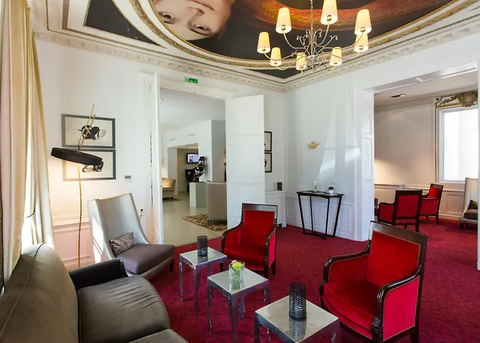  Château Belmont Tours By The Crest Collection
