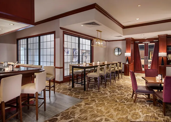 Crowne Plaza Providence-Warwick