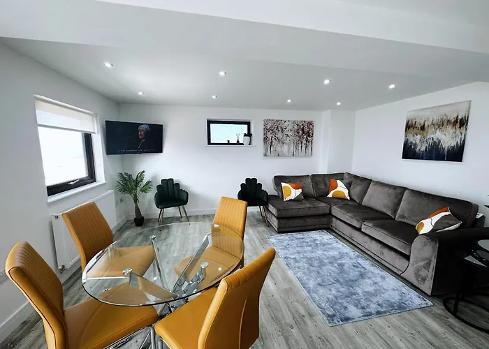 Atlantis - Tower Apartments