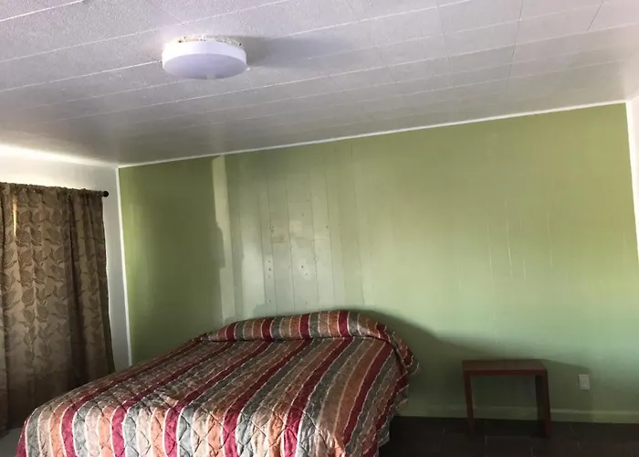 Oak Motel