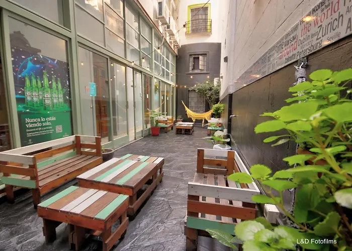 Play Hostel Arcos
