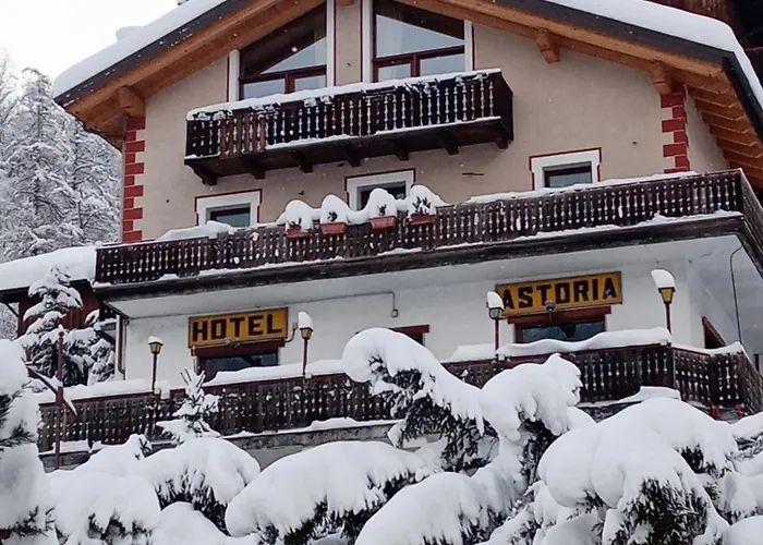 Beach hotel: Hotel Astoria