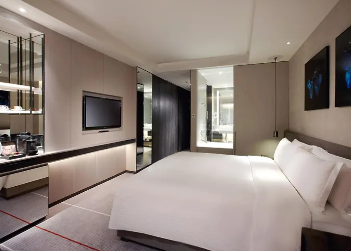 Central hotel: Humble House Taipei, Curio Collection By Hilton
