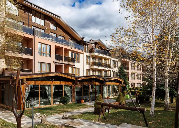 Green Wood Hotel & Spa