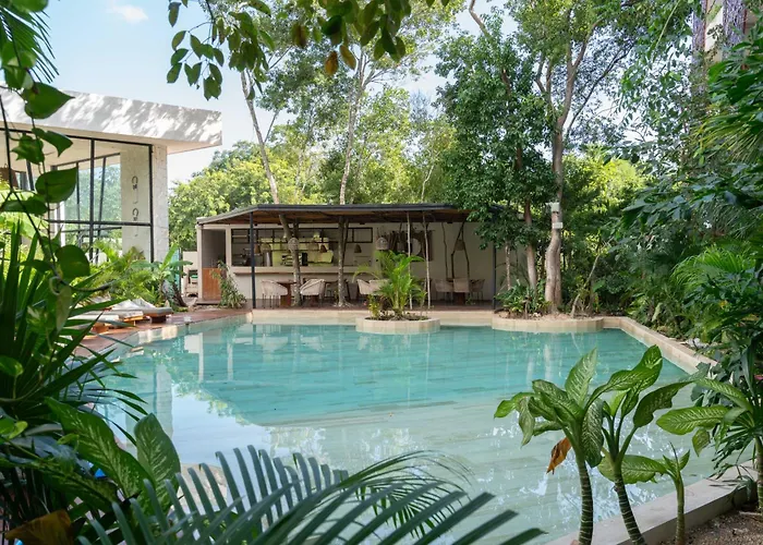 Jade Tulum