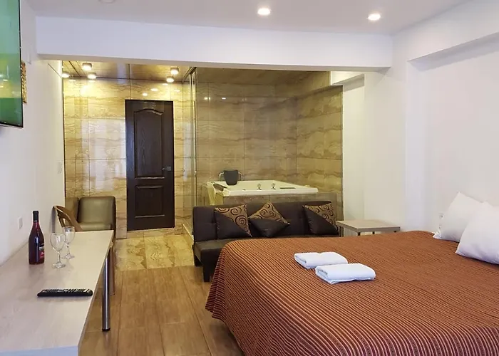 La Cabana Hotel