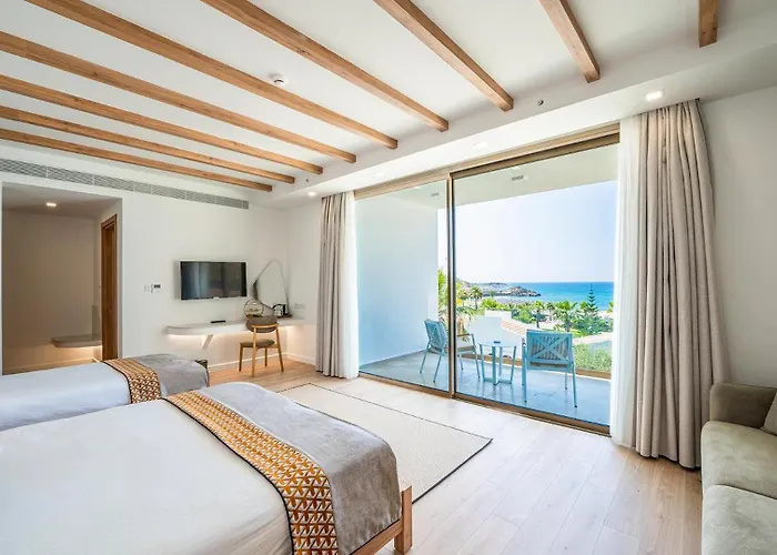 Acapulco Resort Hotel