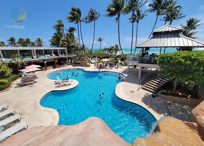 Deluxe Beach Resort - Hora Rentals