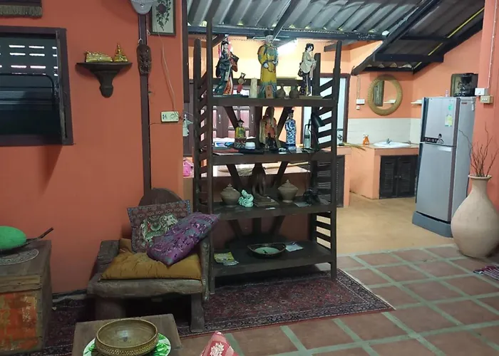 Guests house Teak House Chiang Mai