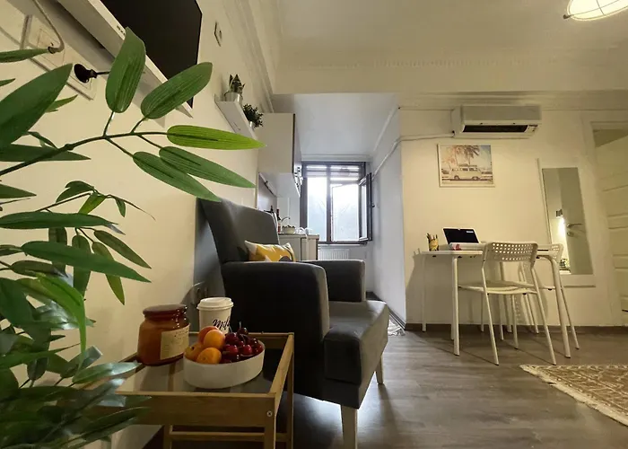 Flats Company - Karakoy
