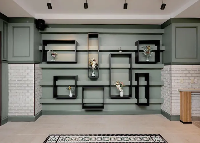 Hotel Fort Des Moines, Curio Collection By Hilton
