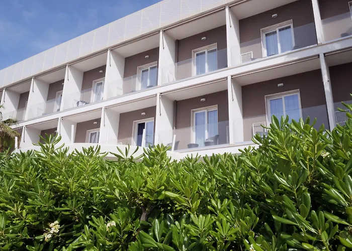 Ticho'S Greenblu Hotel