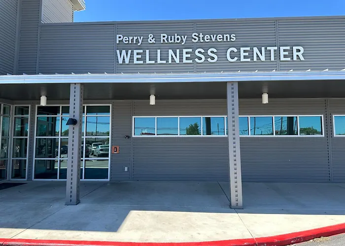 Windcrest Inn And Suites