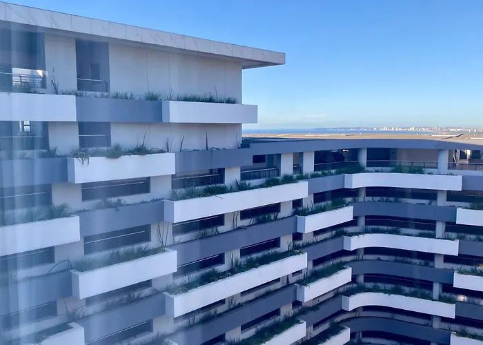 Luxury hotel only: Coastlands Skye Hotel, Ridgeside, Umhlanga