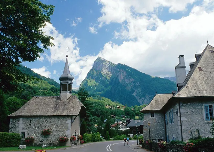 Logis Hotel Gai Soleil