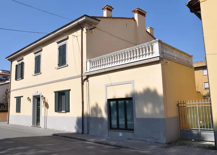 Hotel: Il Mattino Ha L'Oro In Bocca