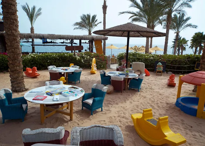 Resort: Grand Rotana Resort & Spa
