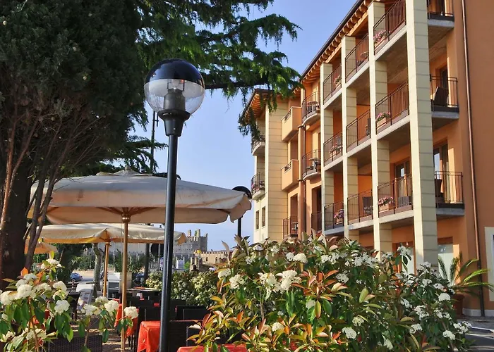 Cheap hotel: Hotel Lido