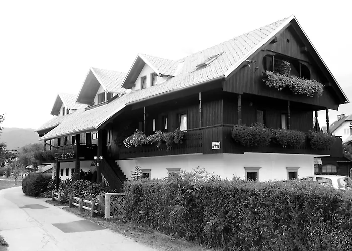 House Klasika - Adults Only