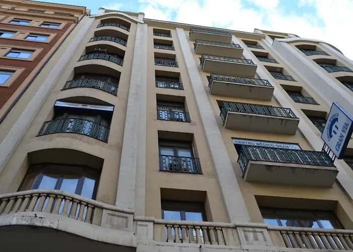 Room Gran Via Apartments