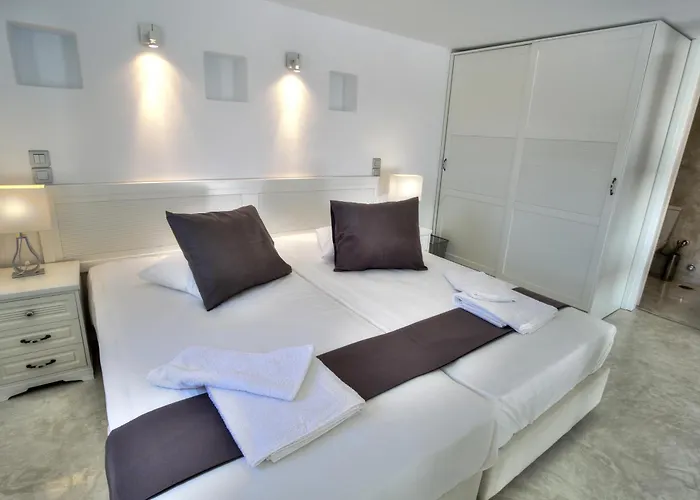 Naoussa Hills Boutique Resort- Adults Only