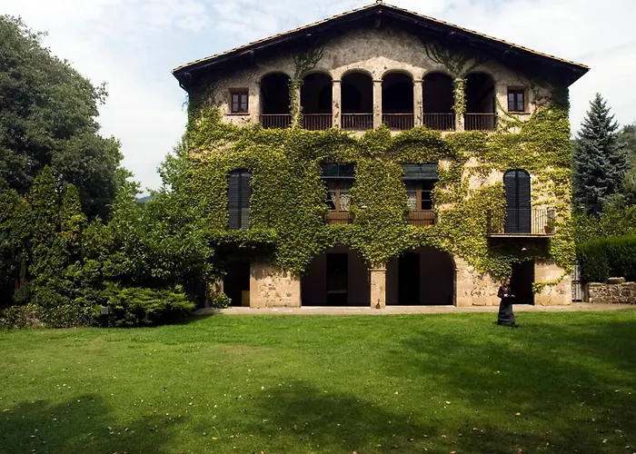 Les Cols Pavellons