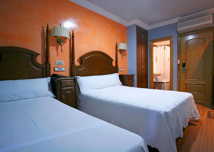  Hostal Victoria II