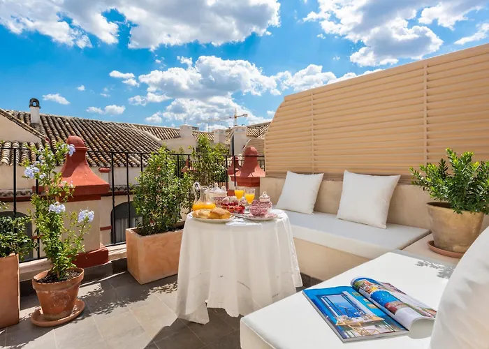 Pets Allowed Hotel Palacio Bucarelli