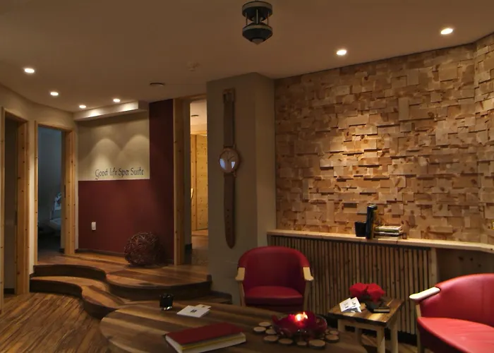 Ping Pong Hotel: Good Life Hotel Zirm