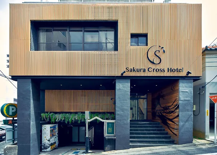  Sakura Cross Shinjuku East